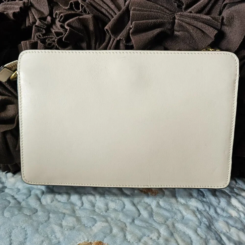 Coach Signature Chain Crossbody Bag Purse In Chalk Leather